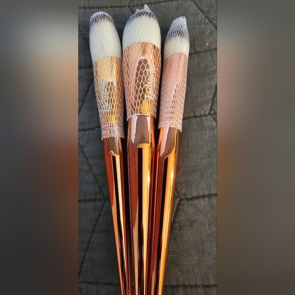 Alamar Other - ALAMAR Cosmetic - Complexion Brush TRIO